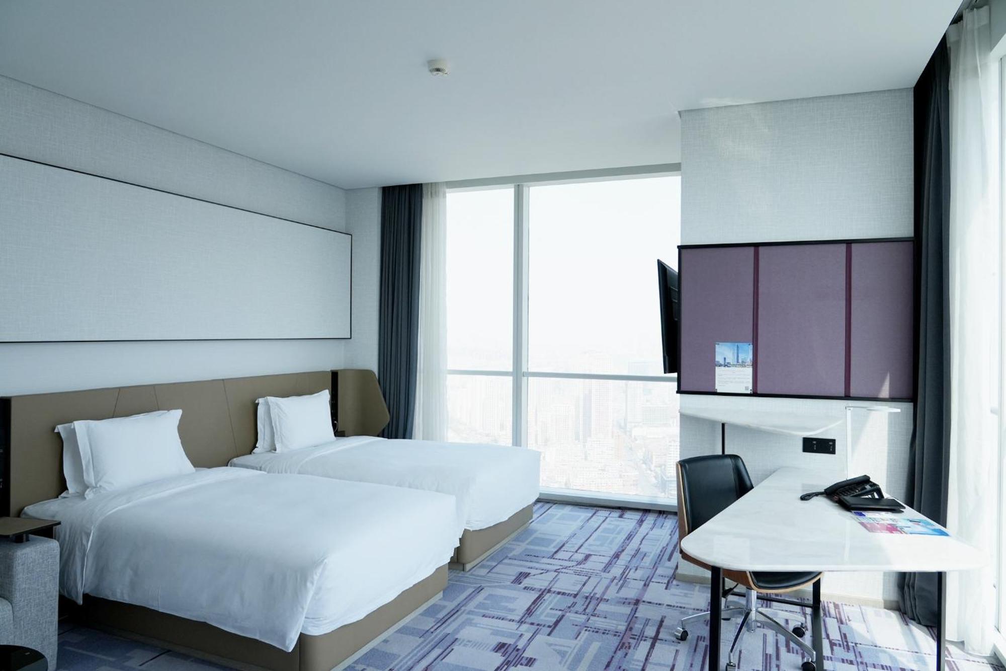 Crowne Plaza Dalian Xinghai By Ihg Exterior photo